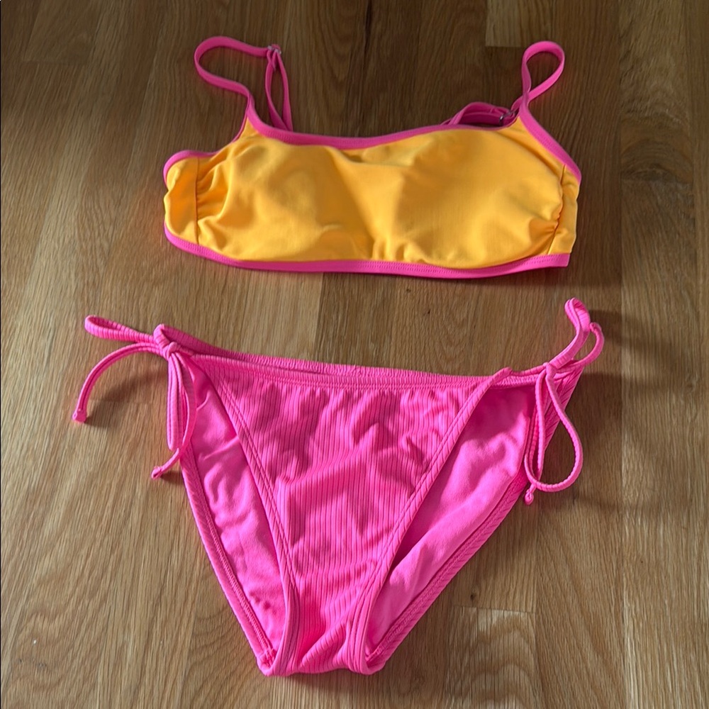 Swimwear Set in Pink and Orange